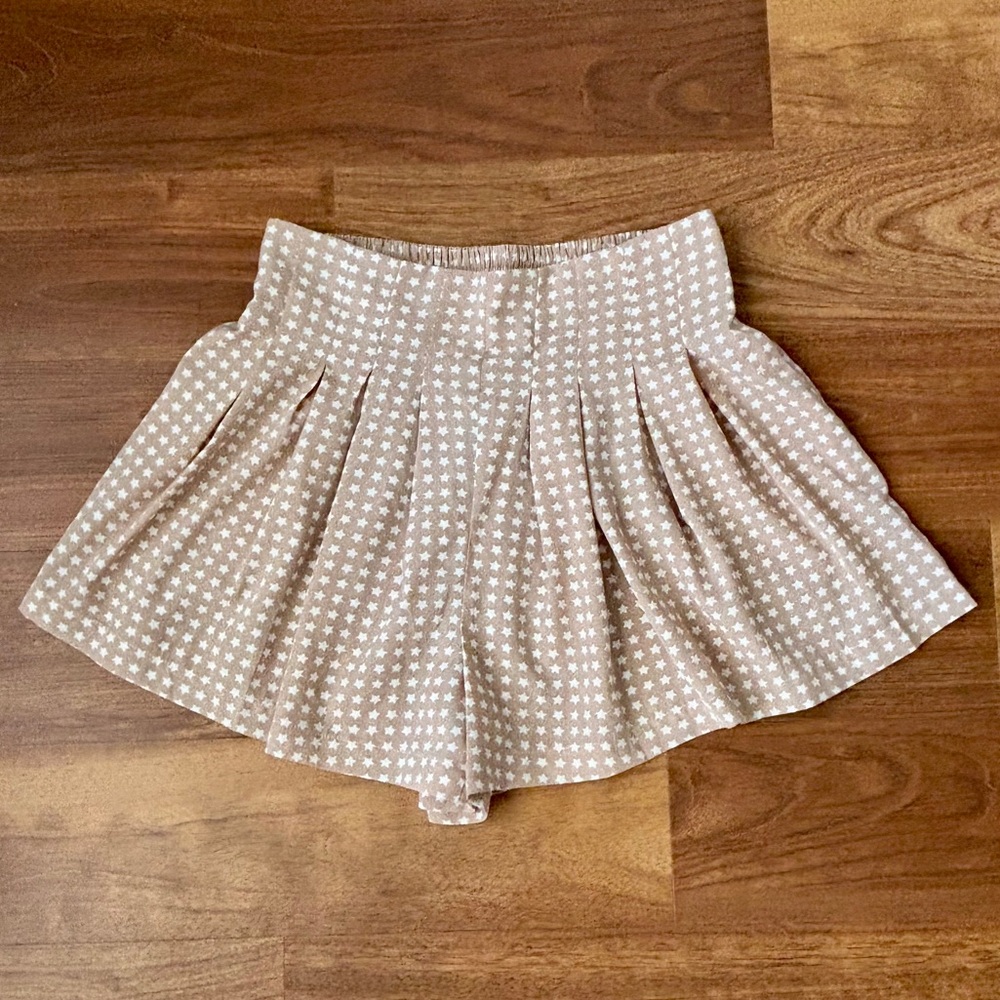 Kori Star Shorts Size Large Cream/Tan with White Stars Summer Casual Western